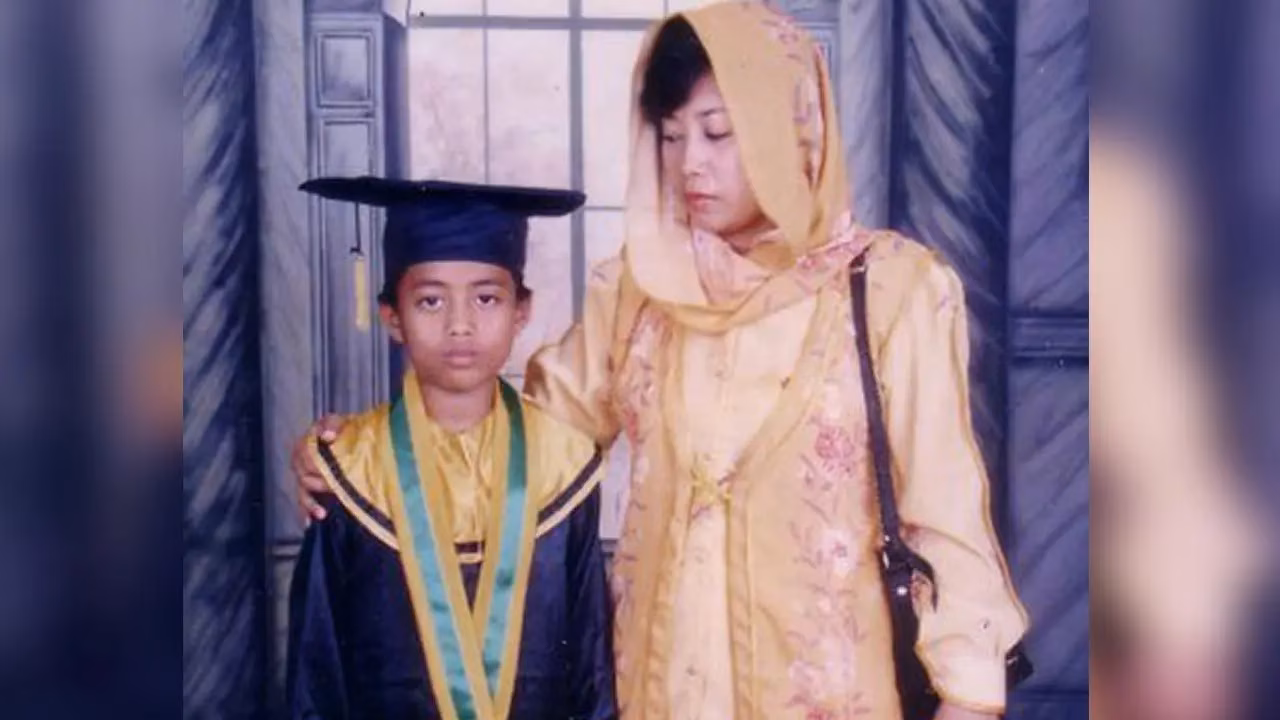 Ibu dan saya